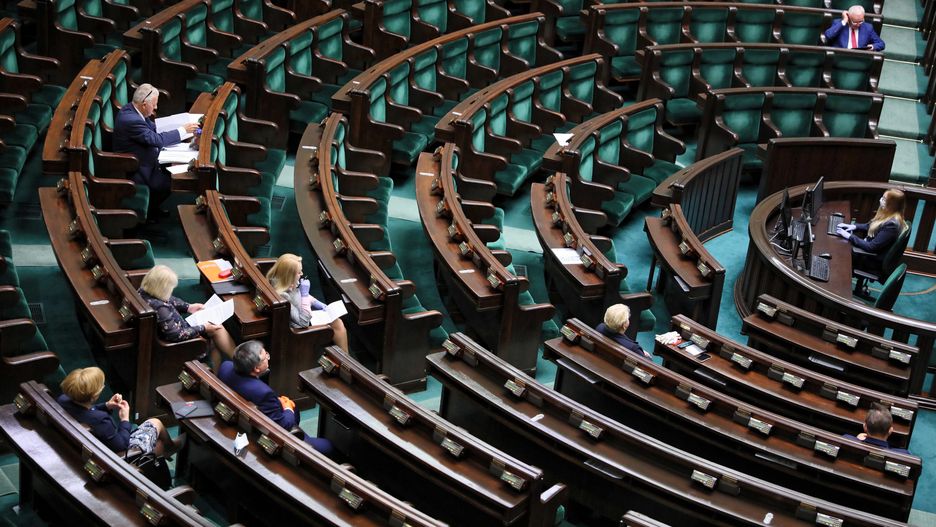 Sejm wznowił obrady - posłowie zadecydują ws. wyborów korespondencyjnych