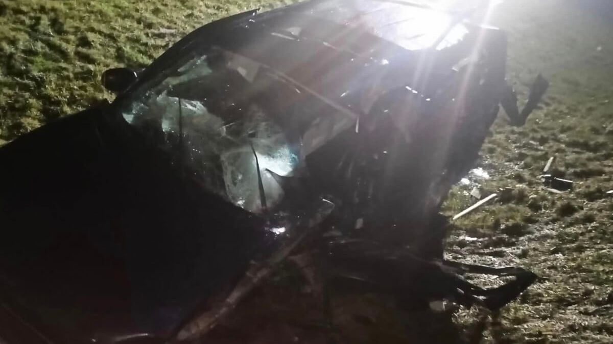 Zderzenie cysterny z fordem i volkswagenem na S12