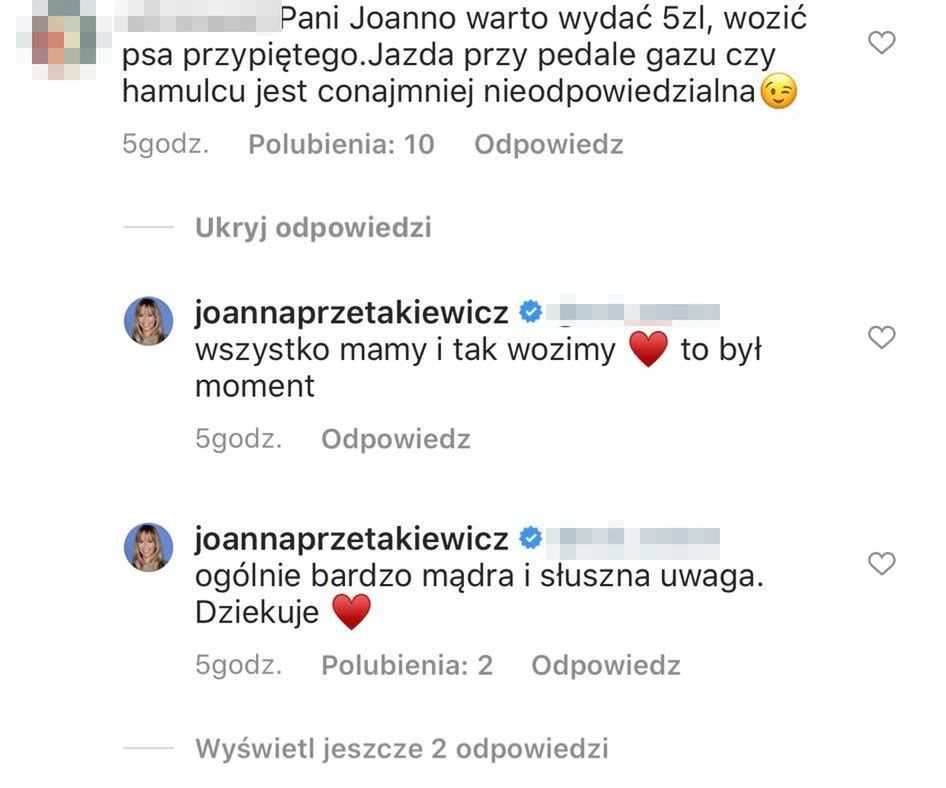 Joanna Przetakiewicz jeździ autem z psem między stopami