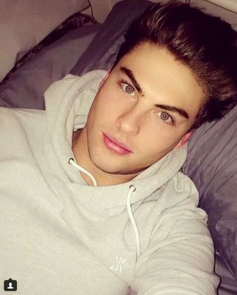 Josh miał 10 lat, gdy pojawił się na opakowaniach Kinder Chocolate