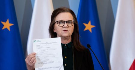 Terminy wypłat 500 plus. Dostałeś przelew? ZUS ruszył z akcją