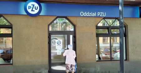 PZU z dużym spadkiem zysków. Choć o wiele mniejszym niż prognozowali eksperci