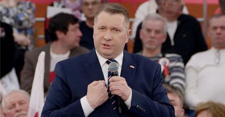 Czarnek zwrócił się do polityków Konfederacji. "Nie tu jest wróg"