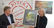 Końskie: Stopnica oczami artystów na wystawie w bibliotece