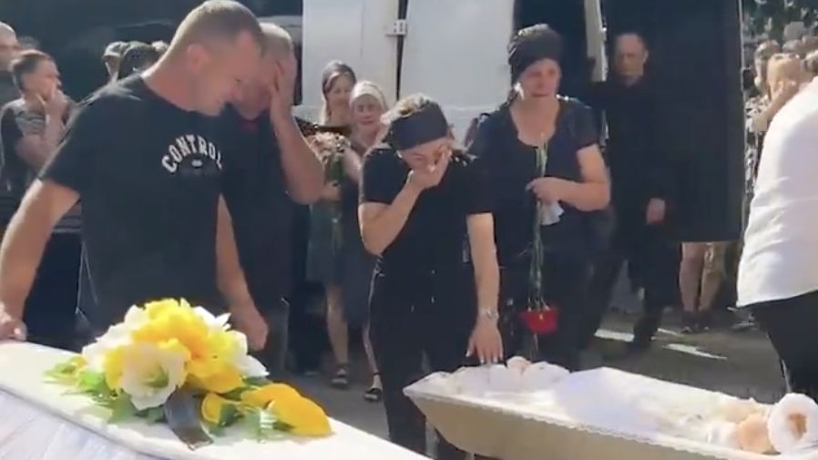 Mieszkańcy Kijowa pożegnali w niedzielę