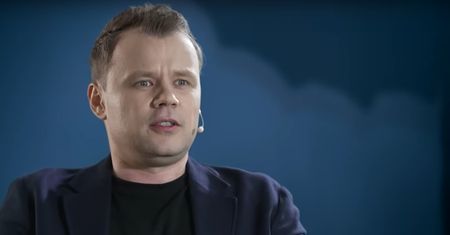 "Walizki z pieniędzmi". Oto co się działo w biurach sprzedaży mieszkań