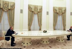 Obrady "rekordowo długiego stołu". Kanclerz Scholz odmówił badania rosyjskim testem PCR