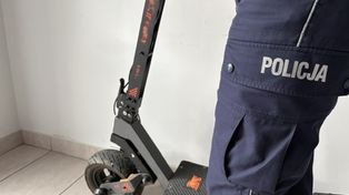 14-latek pędził hulajnogą ponad 60 km/h. Uciekał przed policją. Skandal w Wielkopolsce
