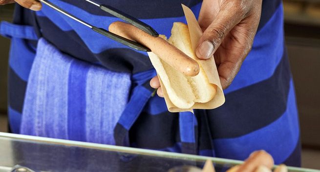 Hot dogi roślinne w ofercie IKEA