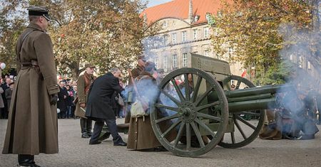 Koncerty, defilady i manifestacje - tak Polska świętuje 11 listopada