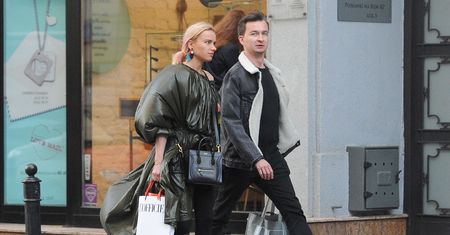 Maffashion w "sukni balowej z wora na śmieci" na zakupach (ZDJĘCIA)