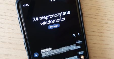Wiadomość o rekrutacji z rosyjskiego adresu. Trwa wysyłka do Polaków