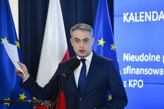 Rząd zawiesza program "laptop dla ucznia". Będzie zawiadomienie do prokuratury