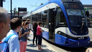Kraków: Kiedy bilet w jednej cenie na tramwaje, autobusy i pociągi? W Warszawie się da, w Krakowie wciąż nie można