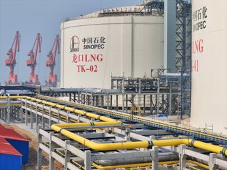 Chińskie rafinerie czekają cięcia. Proces może potrwać pięć lat