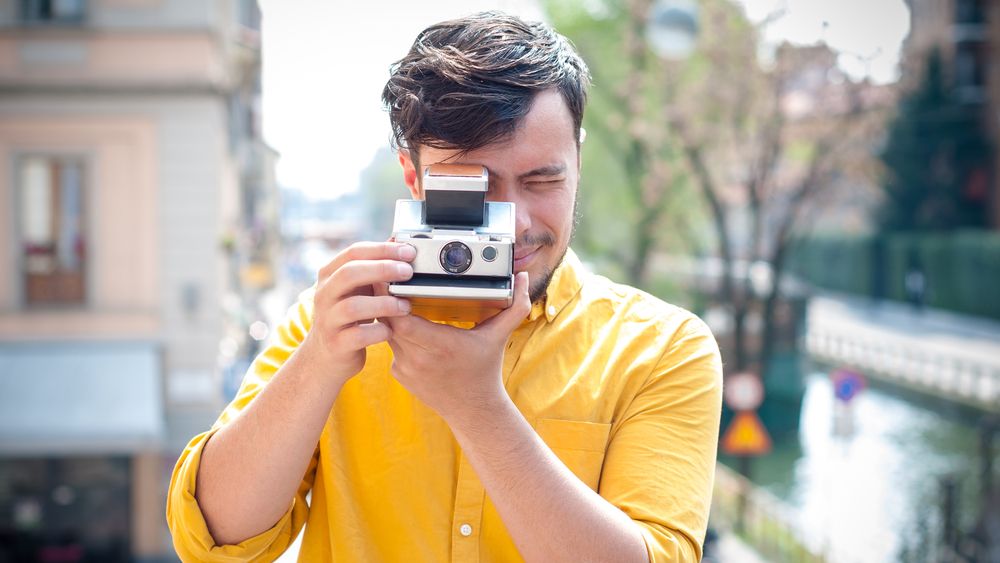 Zamień swojego smartfona w Polaroida. To etui wydrukuje zdjęcia na miejscu 1