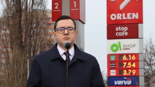 Koniec tańszego tankowania. Motyka: CPN będzie obowiązywał do końca sierpnia