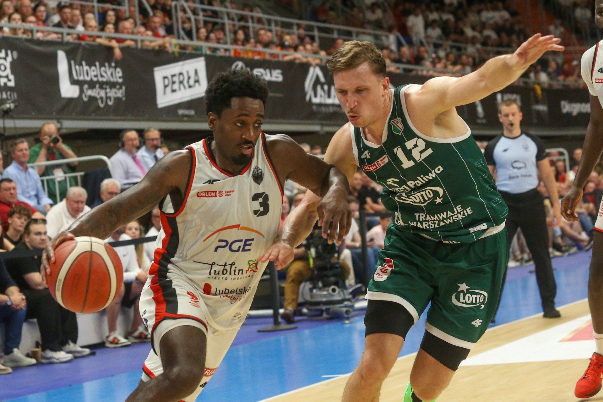 (Koszykarze PGE Startu Lublin pokazali moc w piątym, finałowym meczu ORLEN Basket Ligi z Legią Warszawa i są o krok od tytułu mistrza Polski)