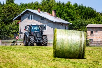 Ostatnie dni na dofinansowanie dla młodych rolników — 200 tys. zł może przepaść