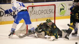Unia Oświęcim niczym na sankach "zjeżdża" w dół tabeli hokejowej ekstraklasy. To efekt porażki we własnej hali z GKS Katowice