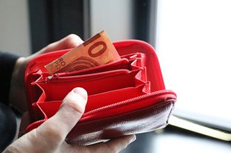 Niemcy lubią gotówkę. Musieli zmienić nawyki