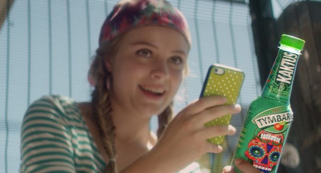 Młodzież dzięki aplikacji VR kreuje rzeczywistość w reklamie Owoców Świata Tymbark (wideo)