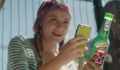 Młodzież dzięki aplikacji VR kreuje rzeczywistość w reklamie Owoców Świata Tymbark (wideo)