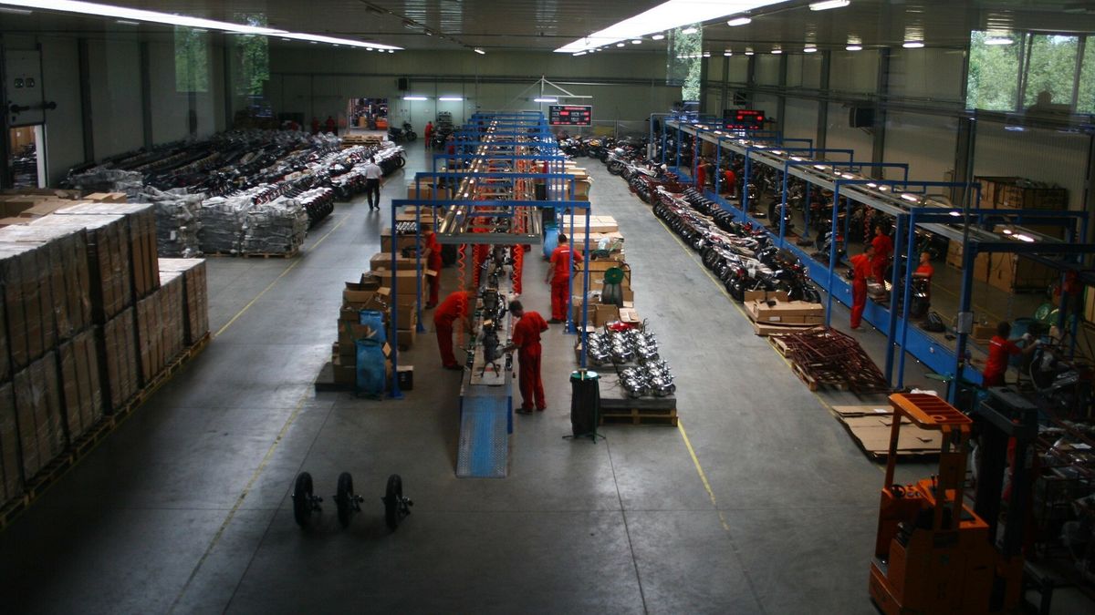 Reporter_baza2
25.10.2010 Debica N/z Arkus Romet fabryka rowerow , motorowerow i motocykli 
Fot Wojciech Zatwarnicki/REPORTER
Zatwarnicki/REPORTER