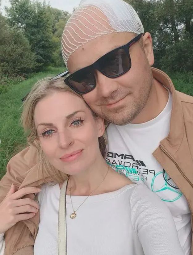 Adrian Szymaniak z żoną