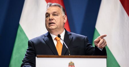 Michał Kamiński wytrącony z równowagi. Tak zareagował na słowa Orbana o Polsce