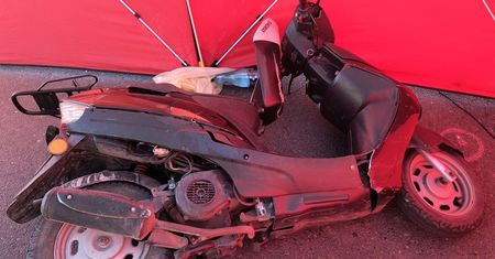 Stracił panowanie nad pojazdem. Nie żyje 43-letni motorowerzysta