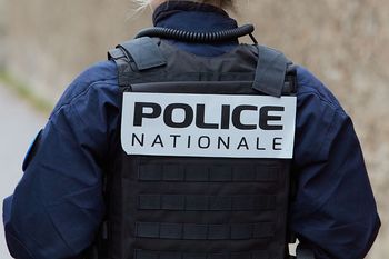 10-latek zatrzymany za usiłowanie gwałtu i zabójstwa we Francji