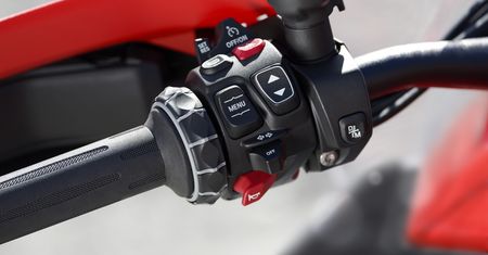 BMW pokazało zautomatyzowane sprzęgło. To już nowa moda