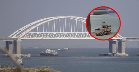 Bronią mostu z całych sił. Rozstawili wszystko, co mają