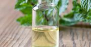 Kilka kropli zdziała cuda. Ten naturalny specyfik warto mieć w domowej apteczce