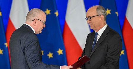 "Trzykrotnie prosiłem prezydenta o ślubowanie". Sędzia TK odpowiada Pałacowi
