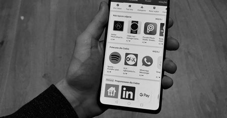 Cios Trumpa w Huawei. Producent traci dostęp do Sklepu Play i podstawowych aplikacji