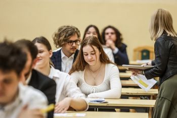 Matura 2025. CKE podaje ogólnopolskie wyniki. Na Pomorzu nie najlepiej