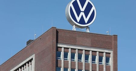 Rezygnują z premii i nadgodzin, ale Volkswagen chce im zabrać więcej. Rośnie groźba strajku