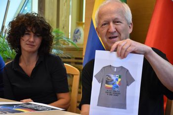 Swornegacie: Zlot fanów zespołu Electric Light Orchestra wraca do korzeni