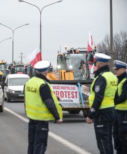 "Gigantyczne korki". Kierowcy tracą cierpliwość do rolników