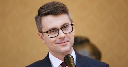 PiS już się nie spieszy. Niejasna odpowiedź rzecznika rządu