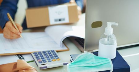 Pracodawca sprawdzi szczepienie pracownika. Rzecznik rządu mówi, kiedy Sejm zajmie się projektem