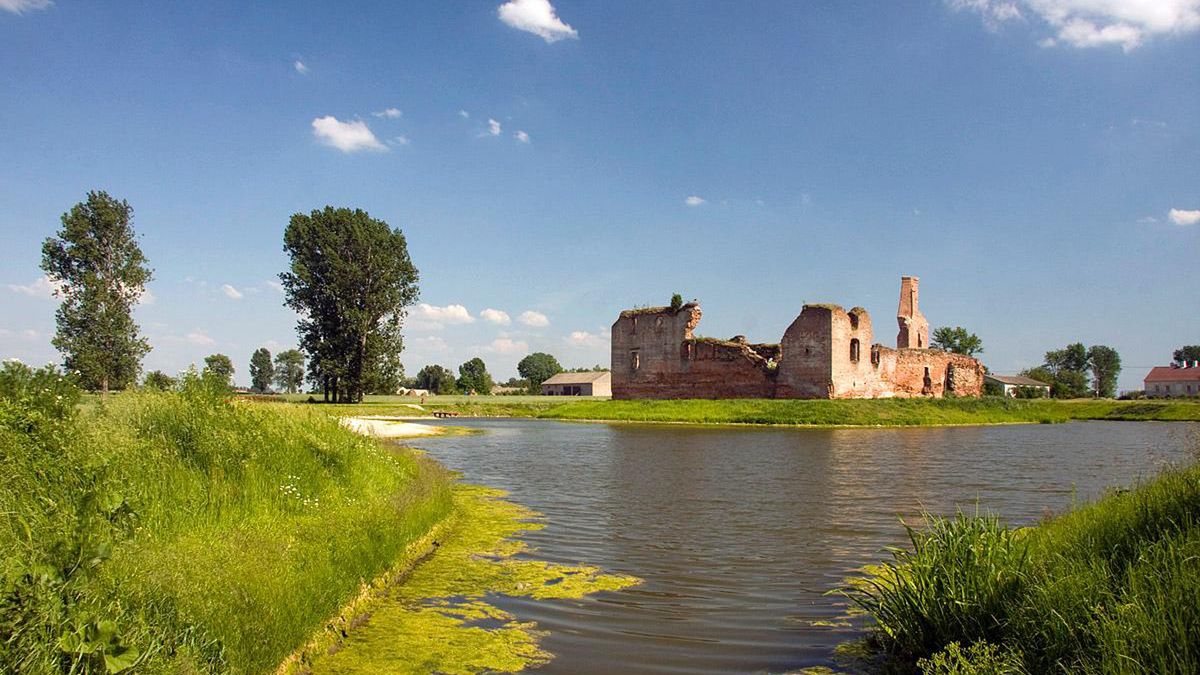 Zamek w Besiekierach może stać się turystyczną perełką regionu