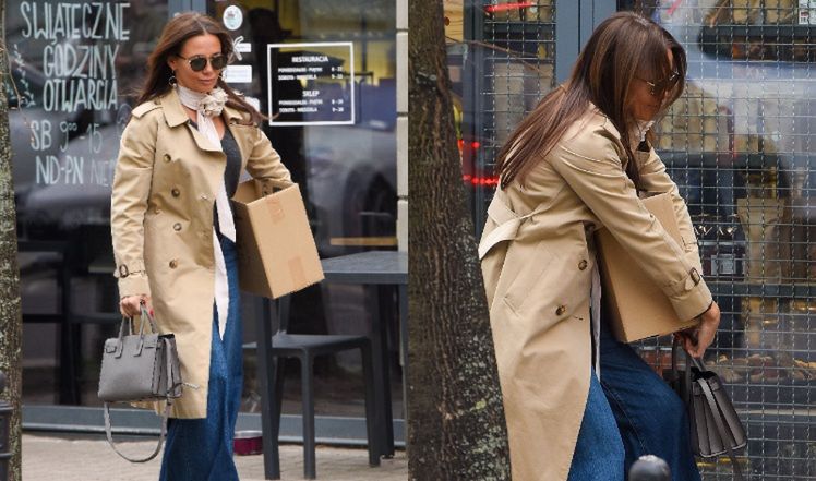 Kinga Rusin "przyłapana" na mieście z zakupami