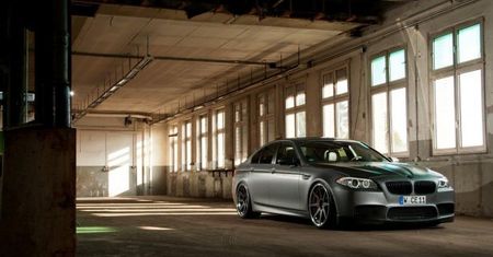 Manhart dodaje gazu – Manhart M5 MH5 S Biturbo (2012)