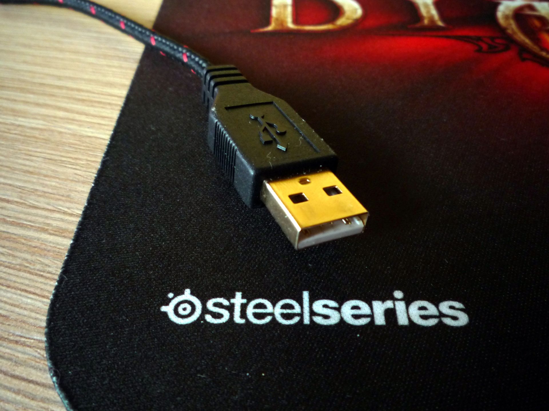 SteelSeries Diablo III – mysz, headset USB i podkładka z piekła rodem [test] 8