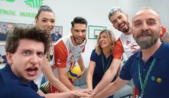 "Back to school" w Plusie z siatkarkami, siatkarzami i Wojciechem Mecwaldowskim