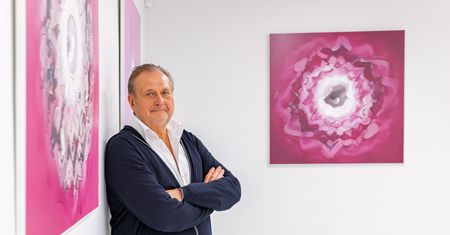 Wernisaż w szpitalu. "Sztuką powinniśmy otaczać się tam, gdzie nam niekomfortowo"