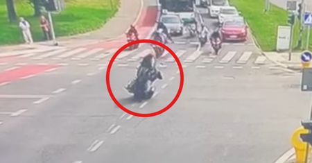 Pierwszy ruszył spod świateł. Dramat. Boli od patrzenia